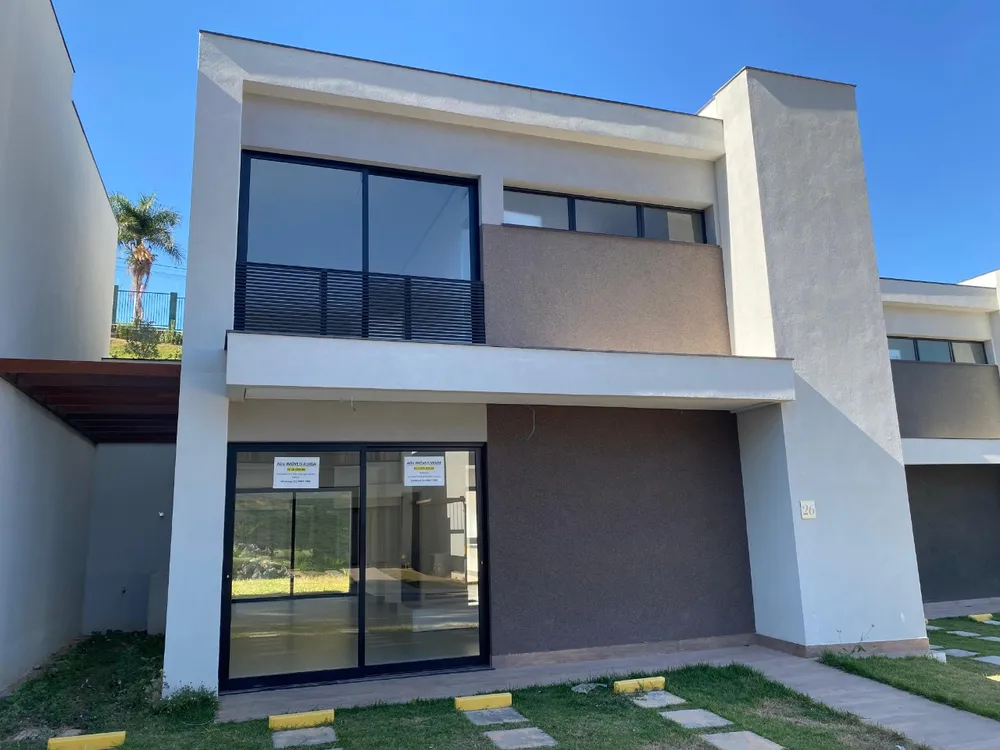 Casa, 3 quartos, 209 m² - Foto 1