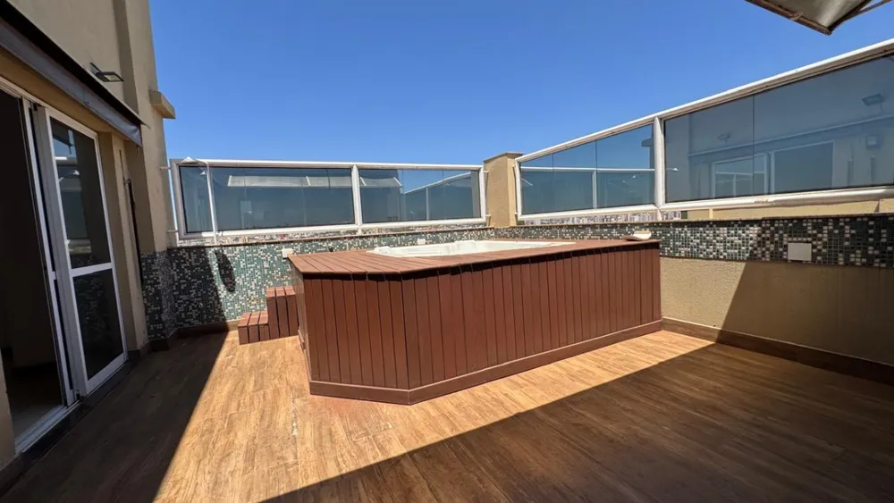 Cobertura, 3 quartos, 209 m² - Foto 1