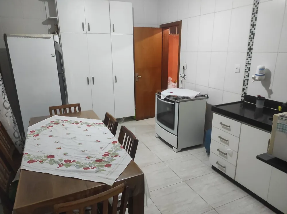 Casa, 3 quartos, 190 m² - Foto 9
