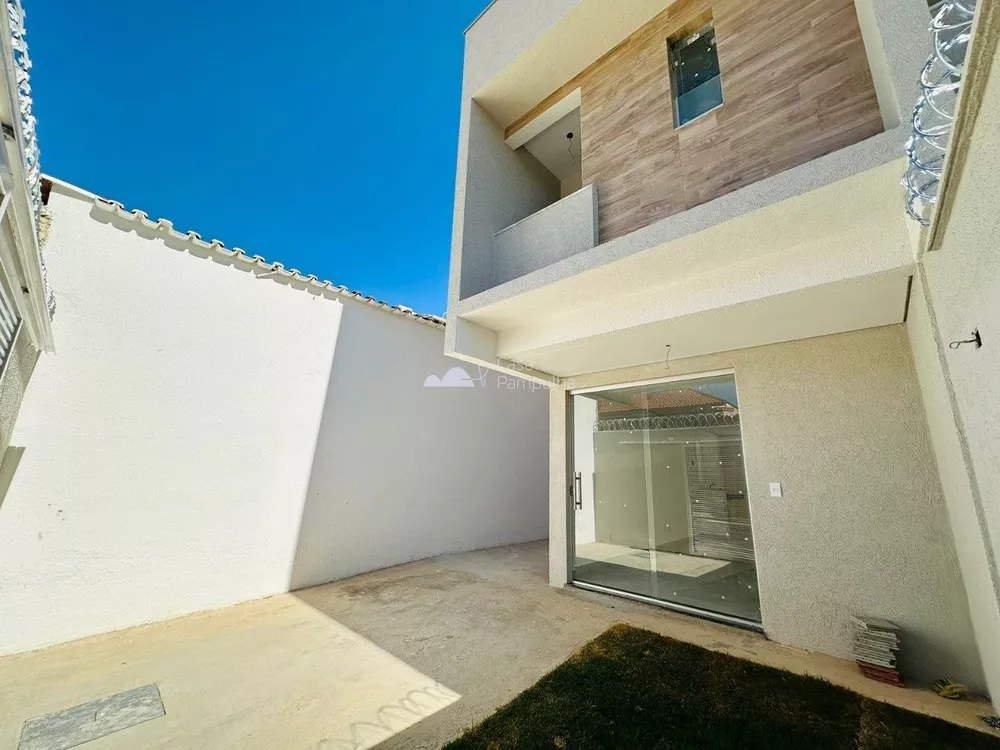 Casa à venda com 2 quartos, 110m² - Foto 3