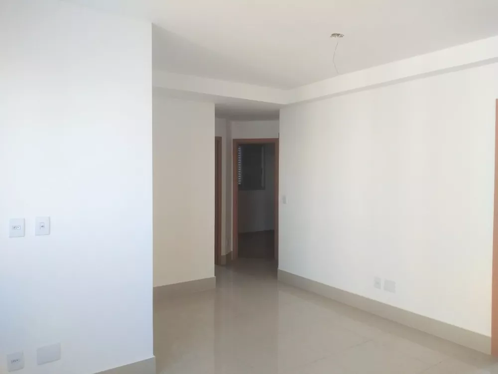 Apartamento à venda com 3 quartos, 80m² - Foto 4