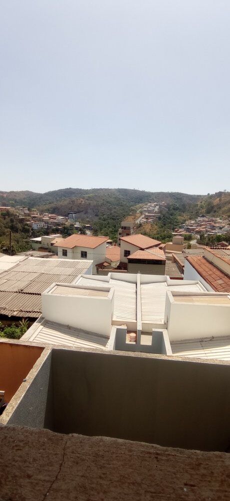 Casa à venda com 2 quartos, 90m² - Foto 6