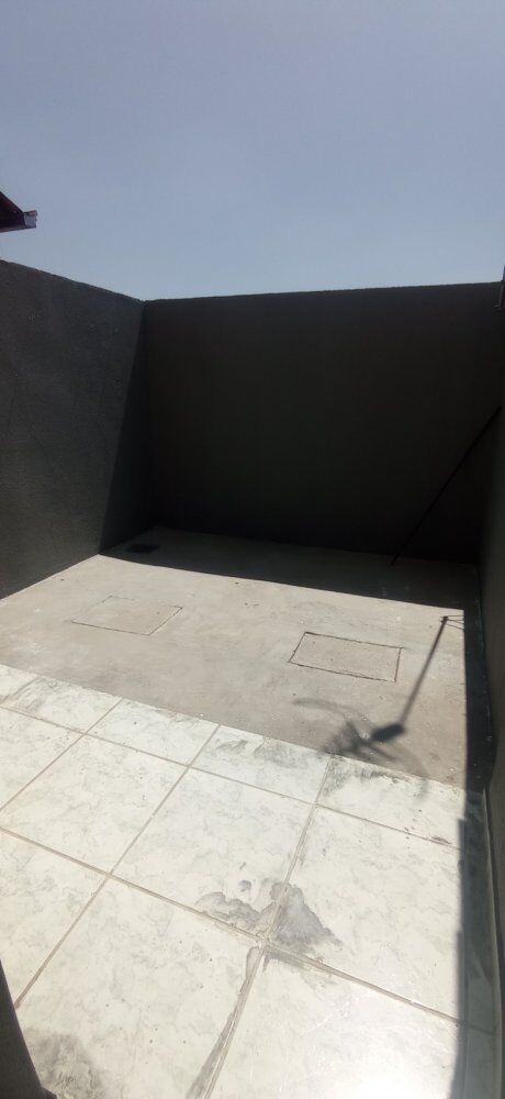 Casa à venda com 2 quartos, 90m² - Foto 1