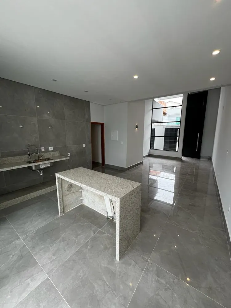 Casa, 3 quartos, 210 m² - Foto 8