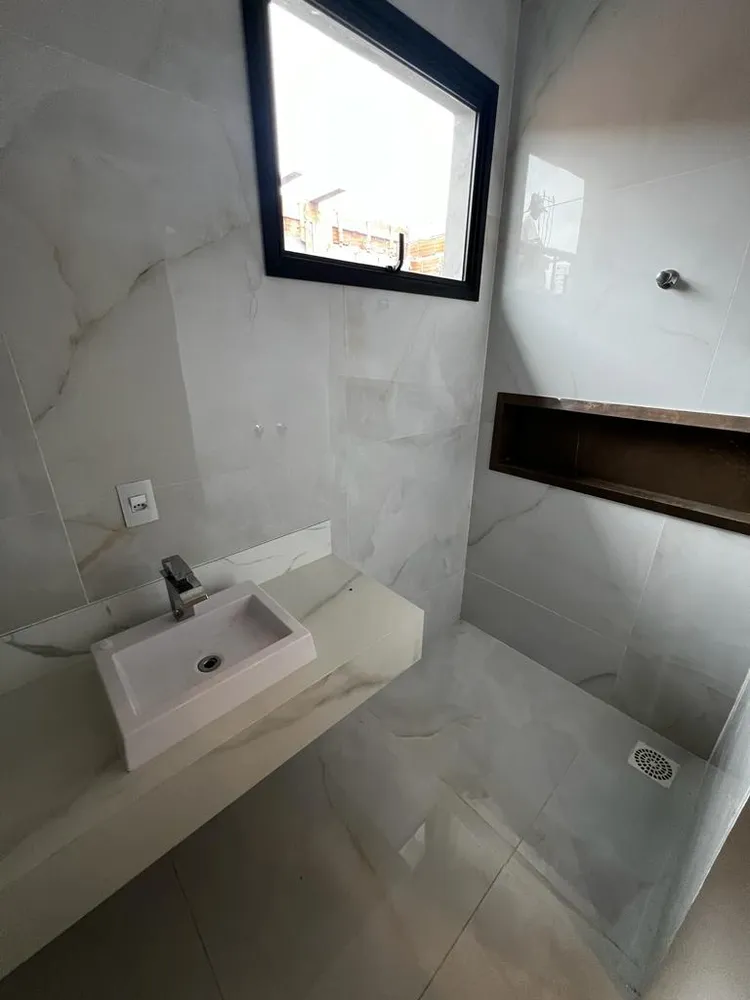 Casa, 3 quartos, 210 m² - Foto 2