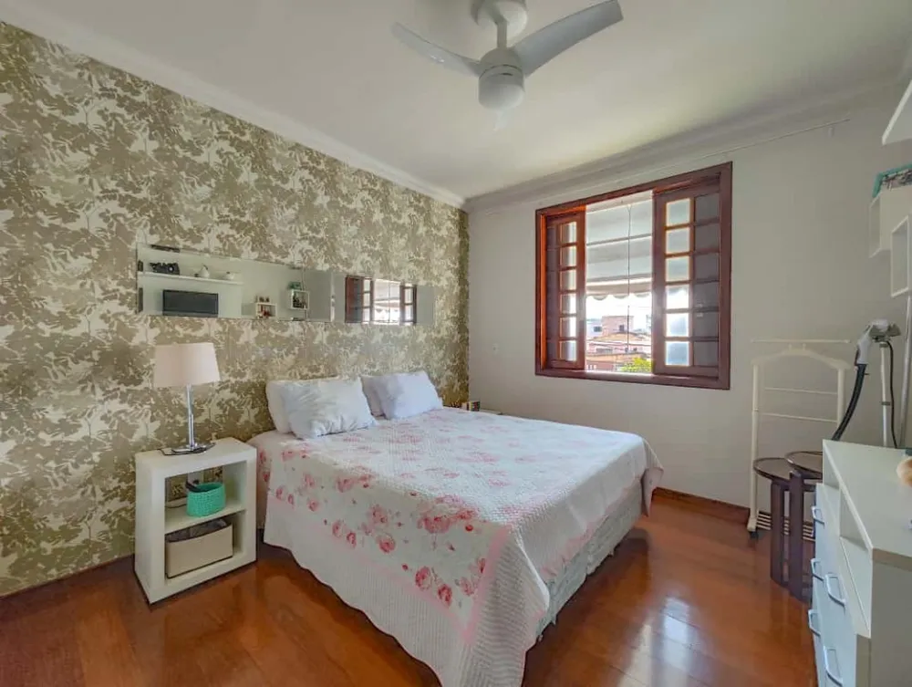 Casa, 5 quartos, 424 m² - Foto 1