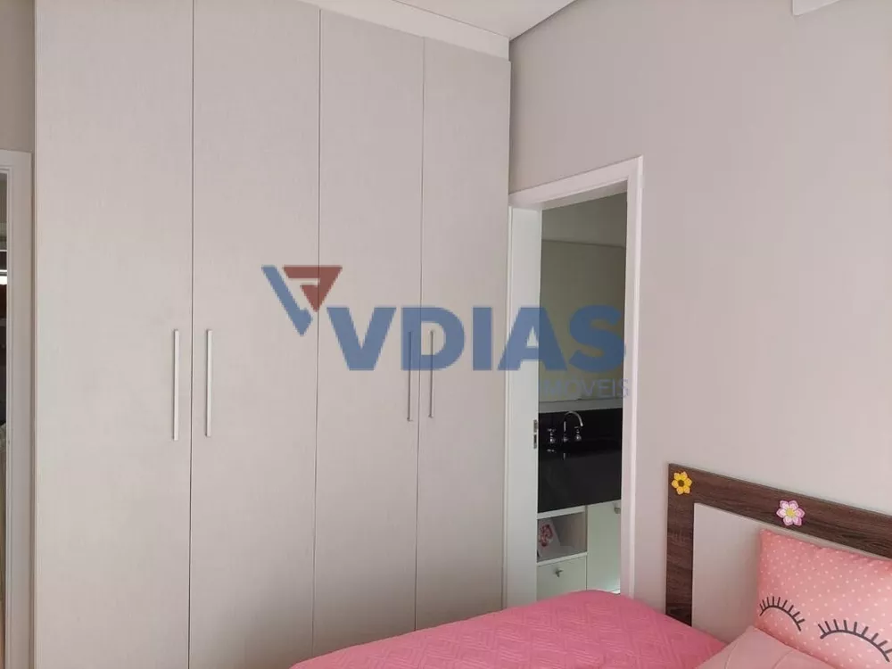 Casa de Condomínio à venda com 4 quartos, 300m² - Foto 9