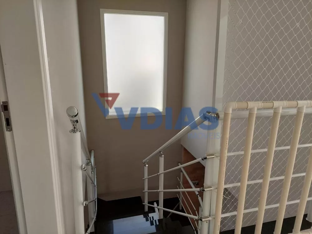 Casa de Condomínio à venda com 4 quartos, 300m² - Foto 7