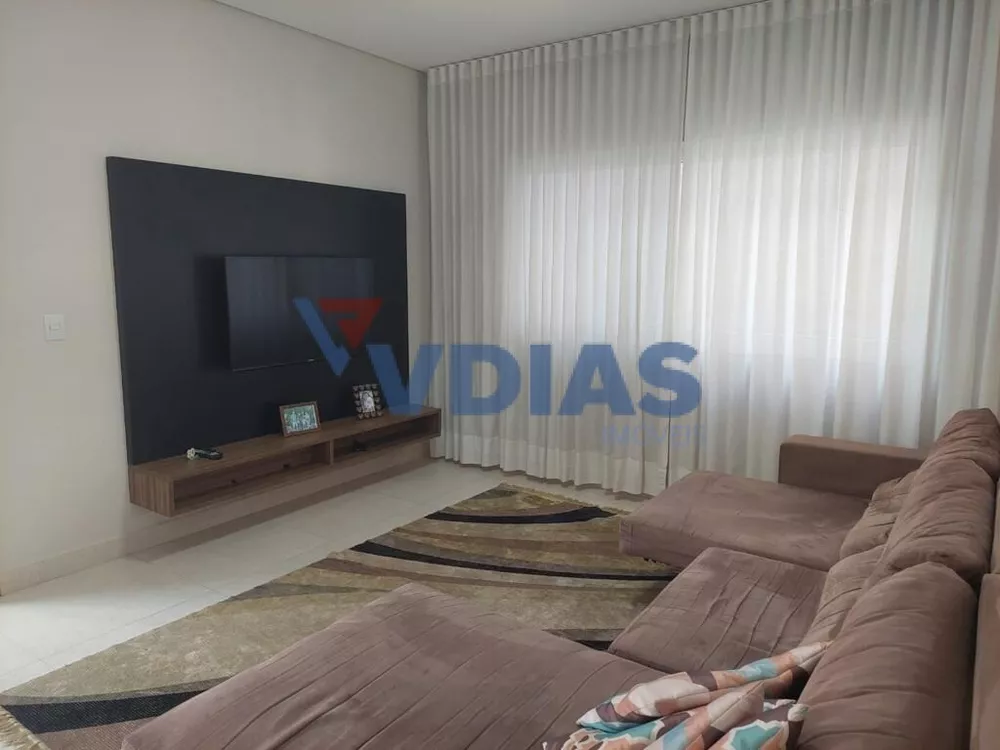 Casa de Condomínio à venda com 4 quartos, 300m² - Foto 5