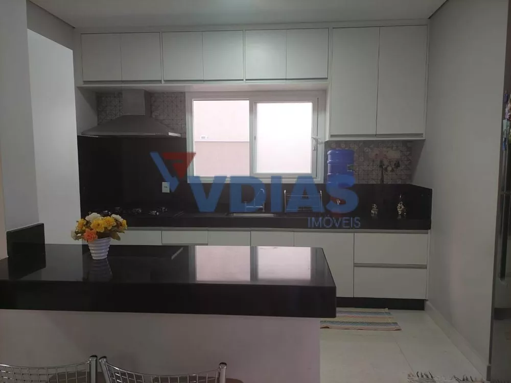 Casa de Condomínio à venda com 4 quartos, 300m² - Foto 6