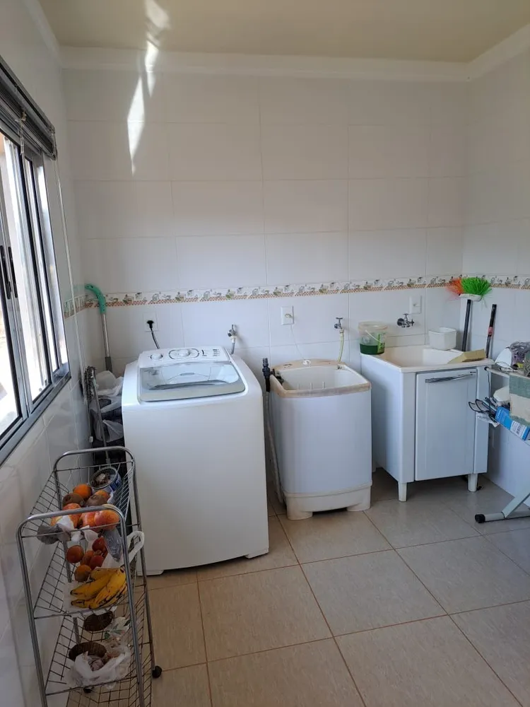 Sítio, 1 quarto, 37000 m² - Foto 2