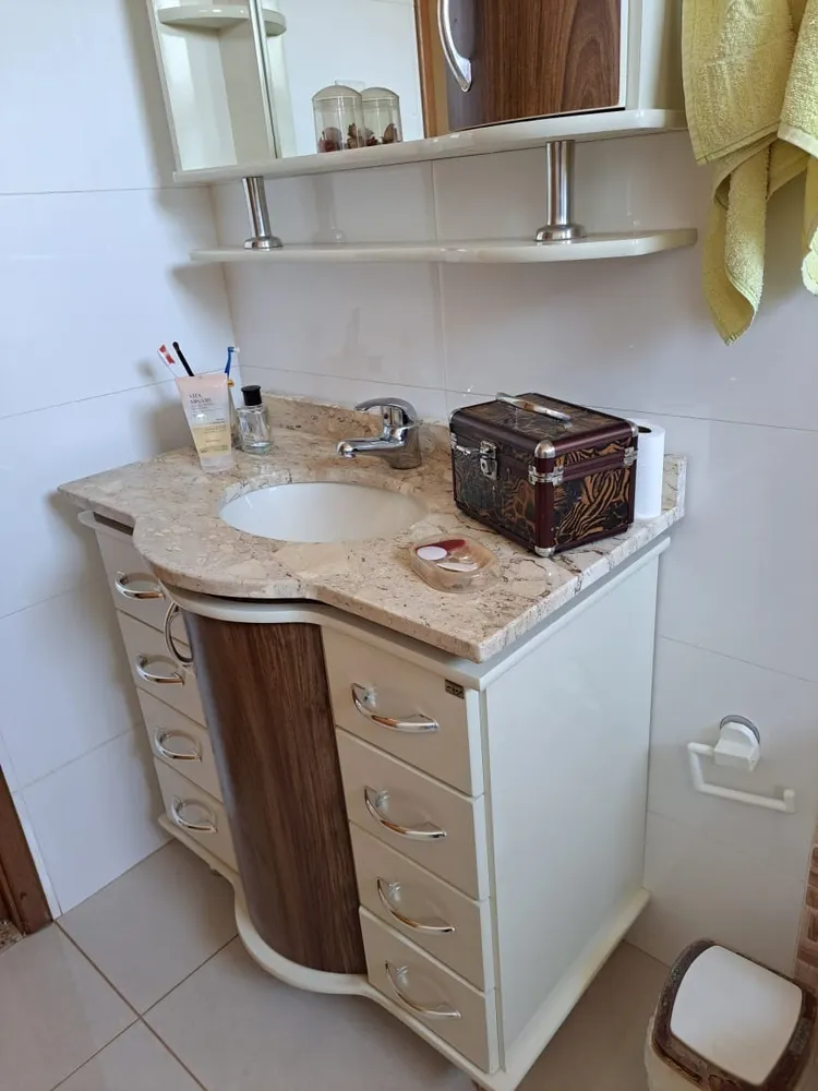 Sítio, 1 quarto, 37000 m² - Foto 1