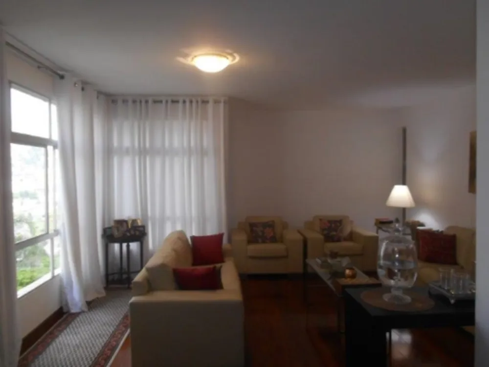 Apartamento, 3 quartos, 140 m² - Foto 1