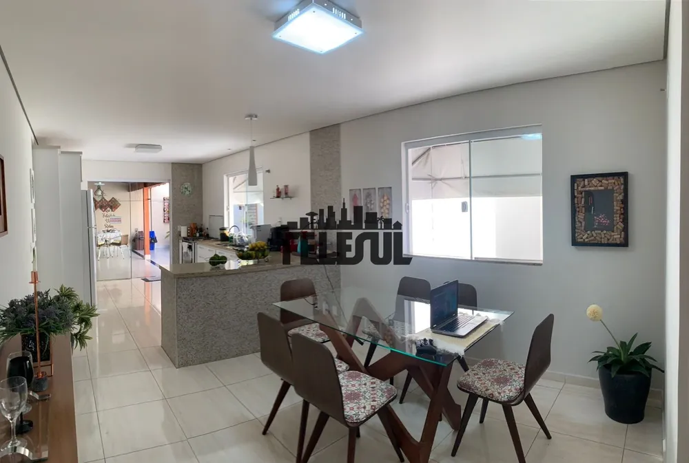Casa, 3 quartos, 180 m² - Foto 3