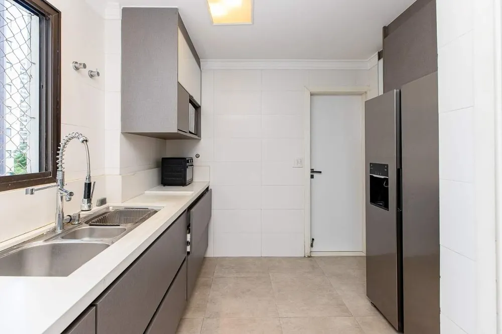 Apartamento, 3 quartos, 187 m² - Foto 2