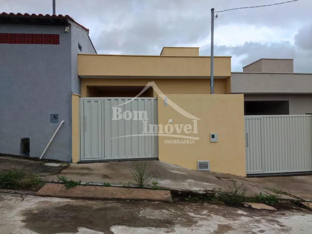 Casa, 2 quartos, 61 m² - Foto 1