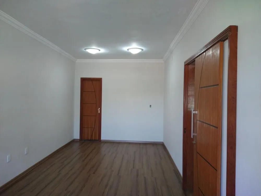Casa, 4 quartos, 270 m² - Foto 9