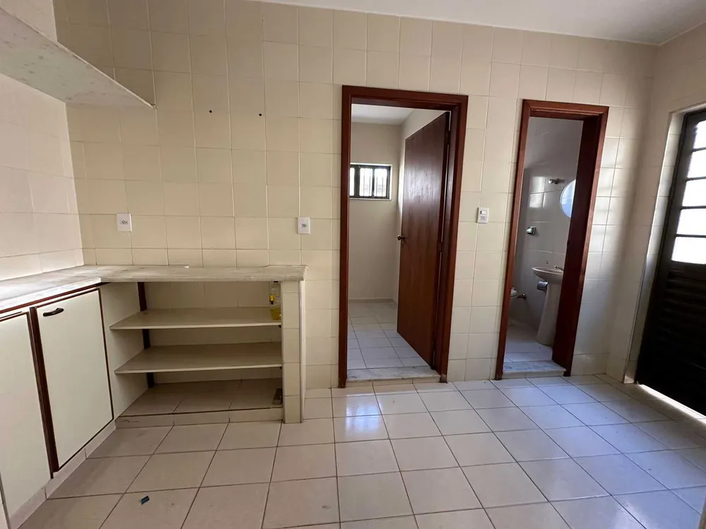 Casa, 4 quartos, 240 m² - Foto 10