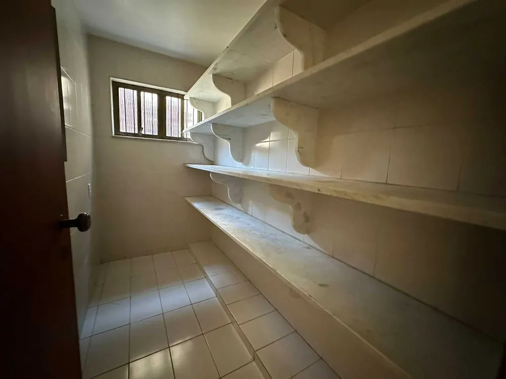 Casa, 4 quartos, 240 m² - Foto 9