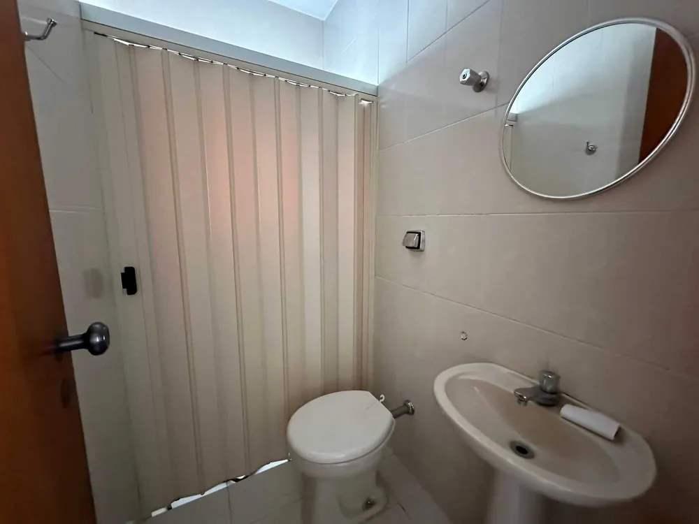 Casa, 4 quartos, 240 m² - Foto 12