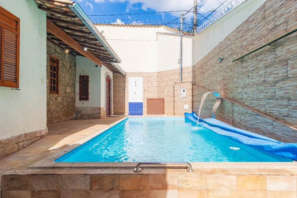 Casa, 4 quartos, 210 m² - Foto 2