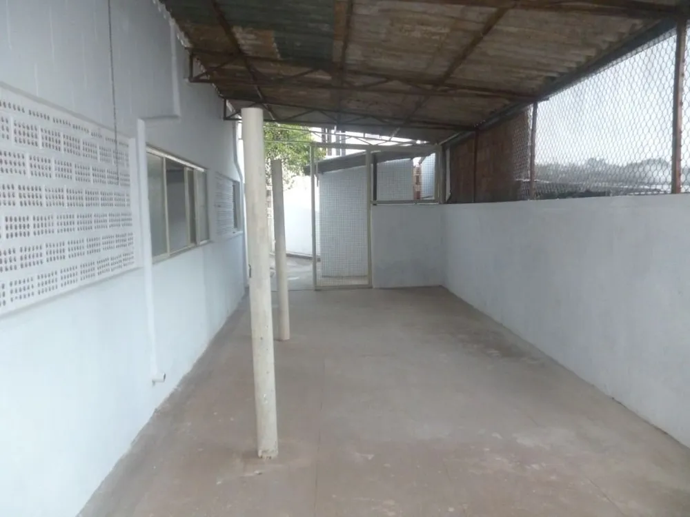 Casa, 4 quartos, 897 m² - Foto 2