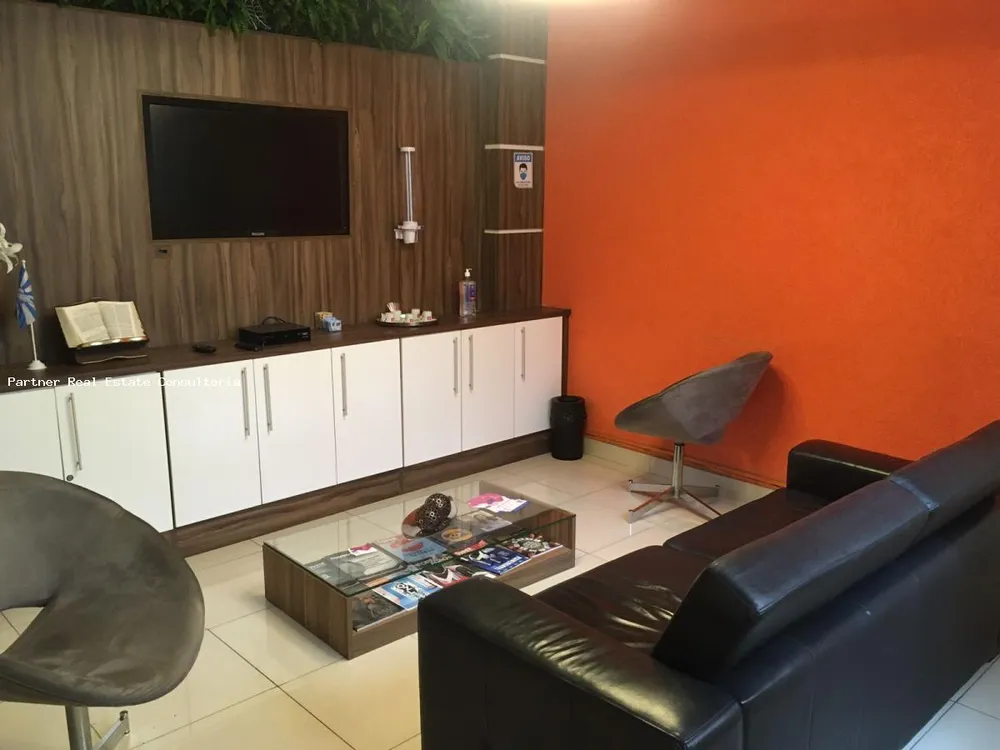 Casa, 4 quartos, 252 m² - Foto 10