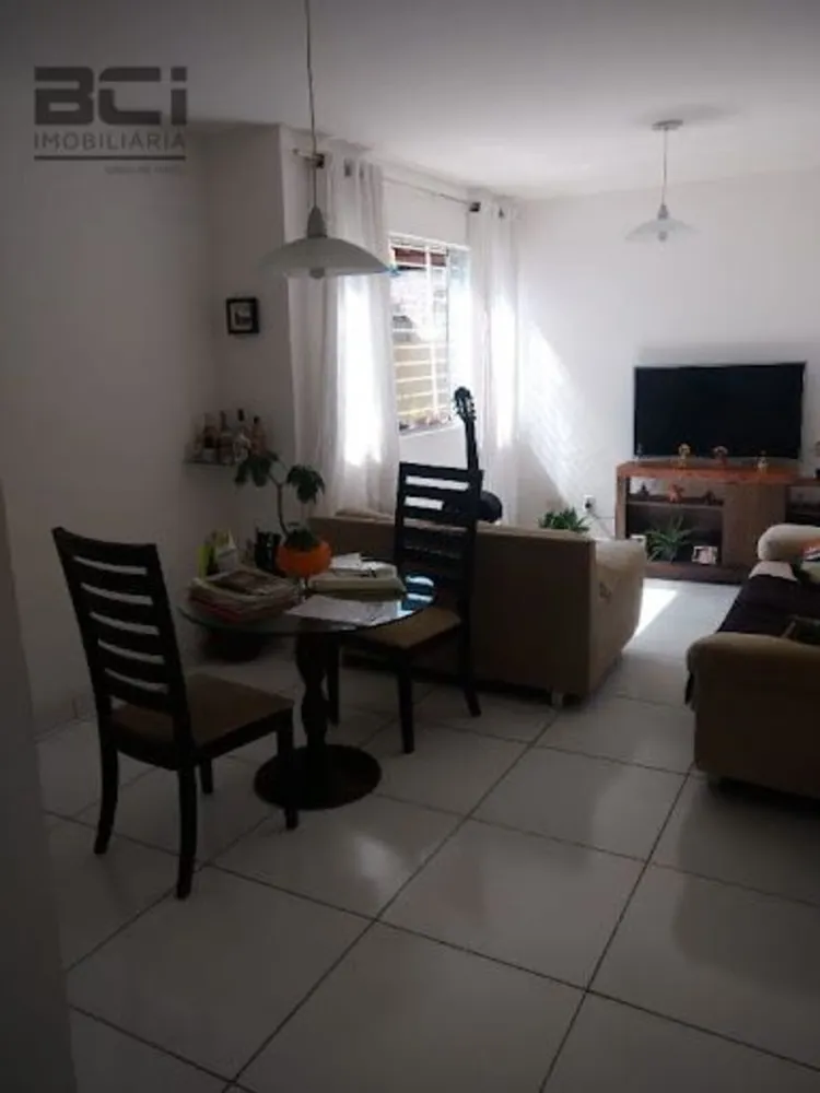 Apartamento, 3 quartos, 90 m² - Foto 2