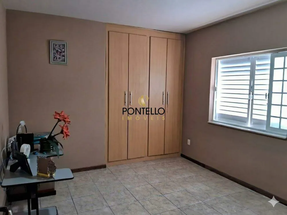 Casa, 3 quartos, 240 m² - Foto 12
