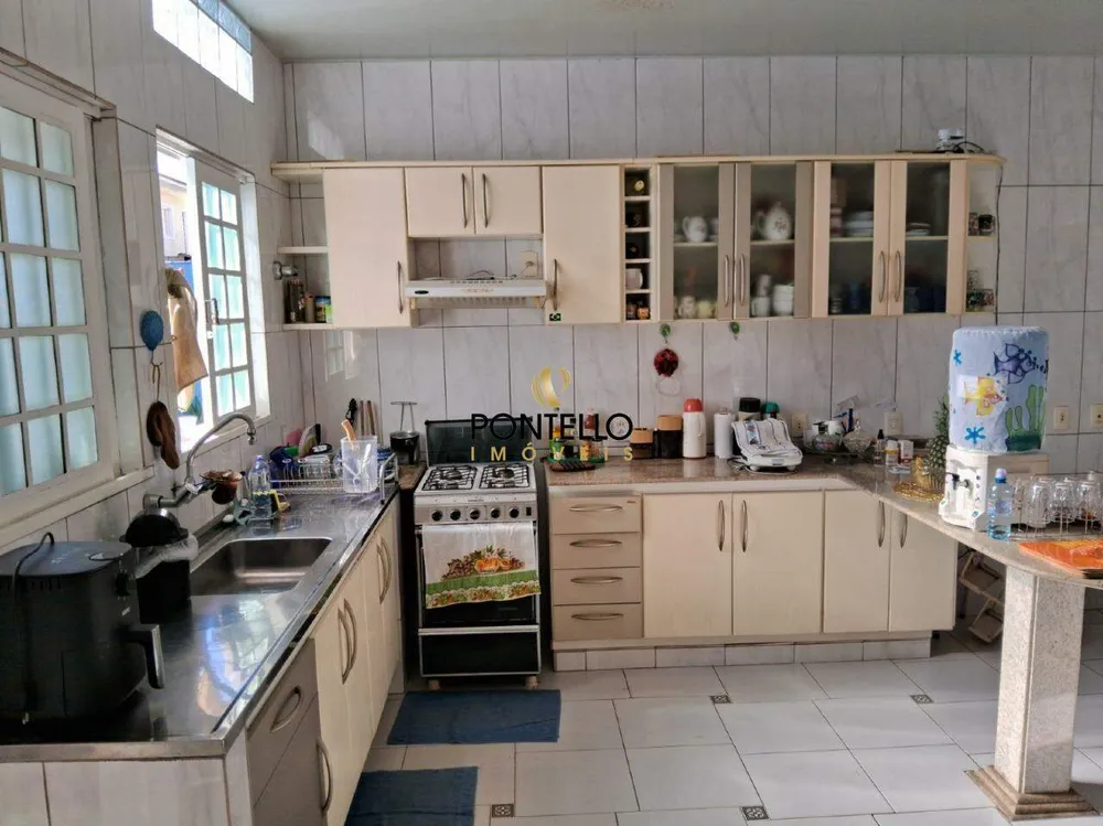 Casa, 3 quartos, 240 m² - Foto 7