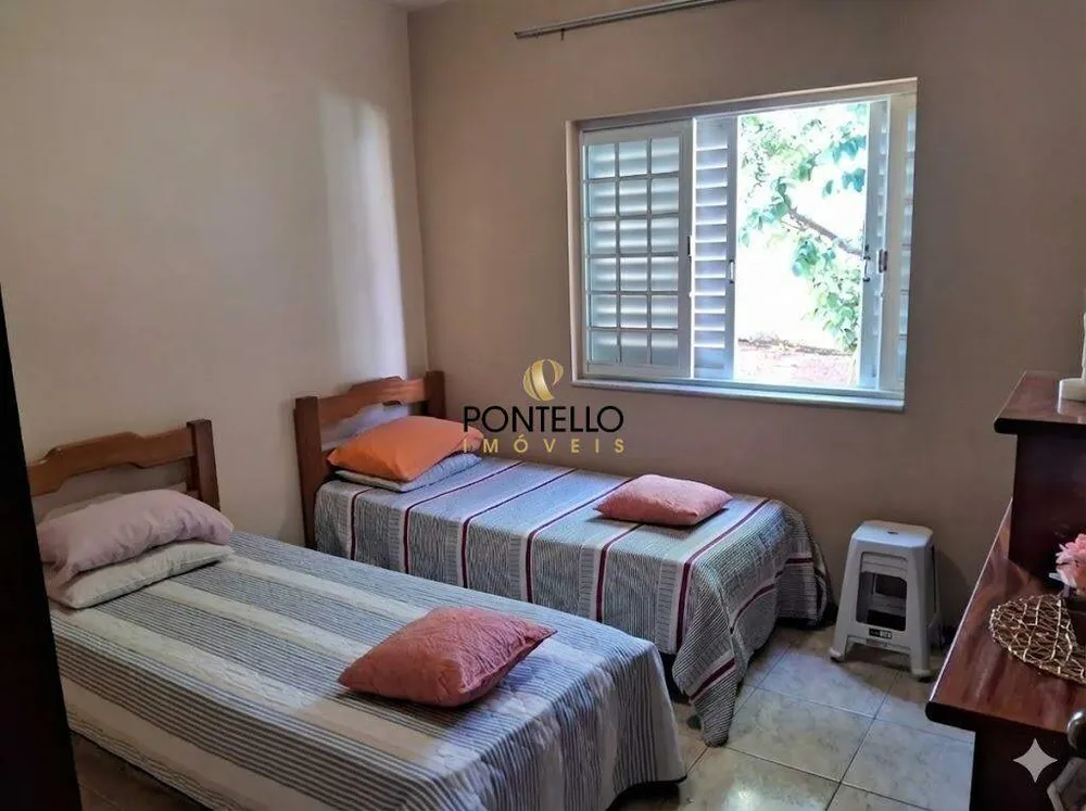 Casa, 3 quartos, 240 m² - Foto 9