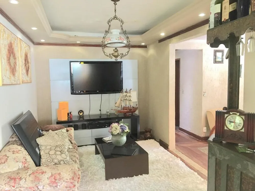 Casa, 3 quartos, 240 m² - Foto 1