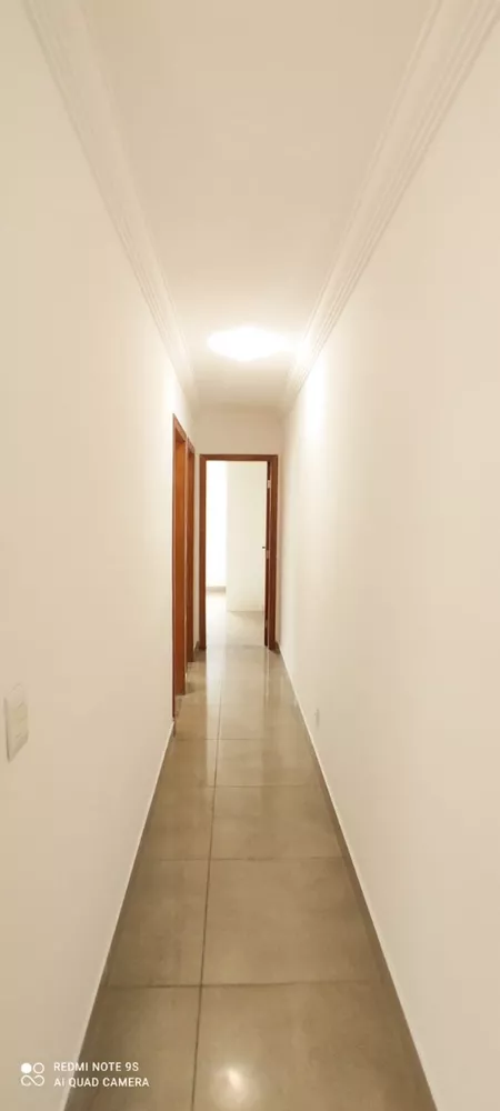 Apartamento à venda com 2 quartos, 60m² - Foto 2