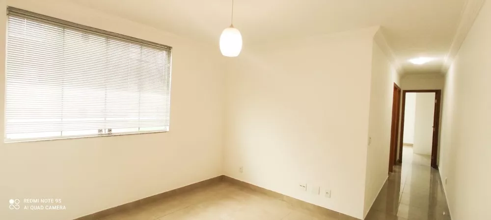 Apartamento à venda com 2 quartos, 60m² - Foto 1