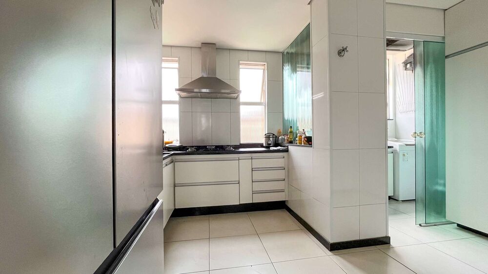 Apartamento à venda com 3 quartos, 120m² - Foto 5