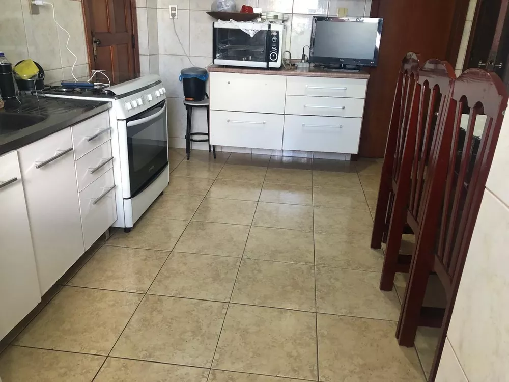 Apartamento à venda com 2 quartos, 80m² - Foto 4