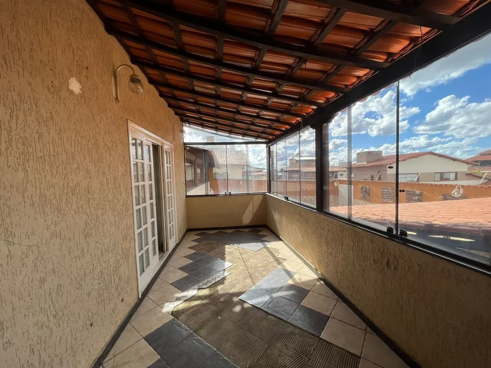 Casa, 4 quartos, 300 m² - Foto 9