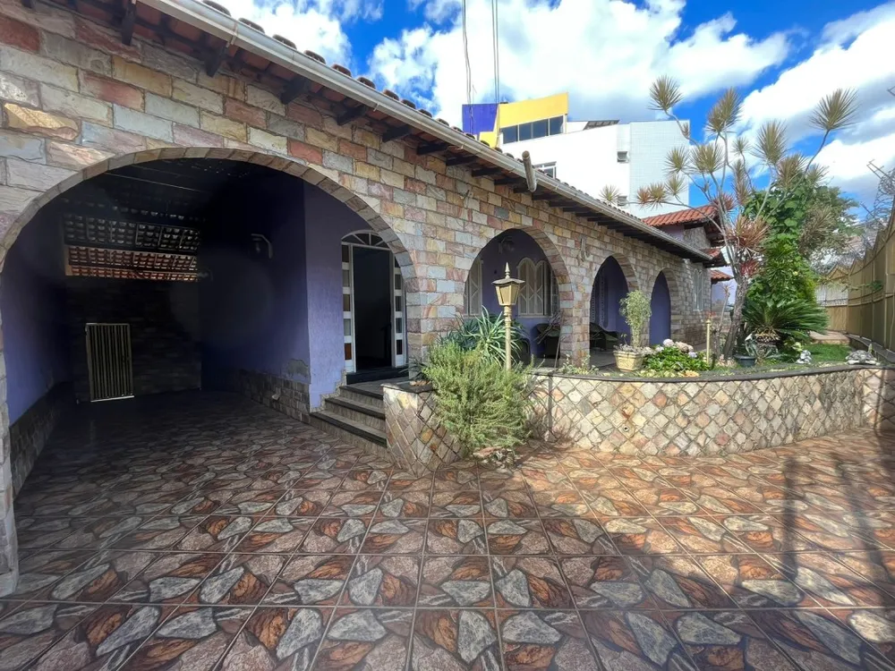 Casa, 4 quartos, 300 m² - Foto 2