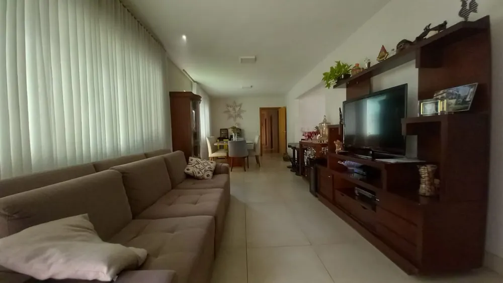 Apartamento, 4 quartos, 216 m² - Foto 1