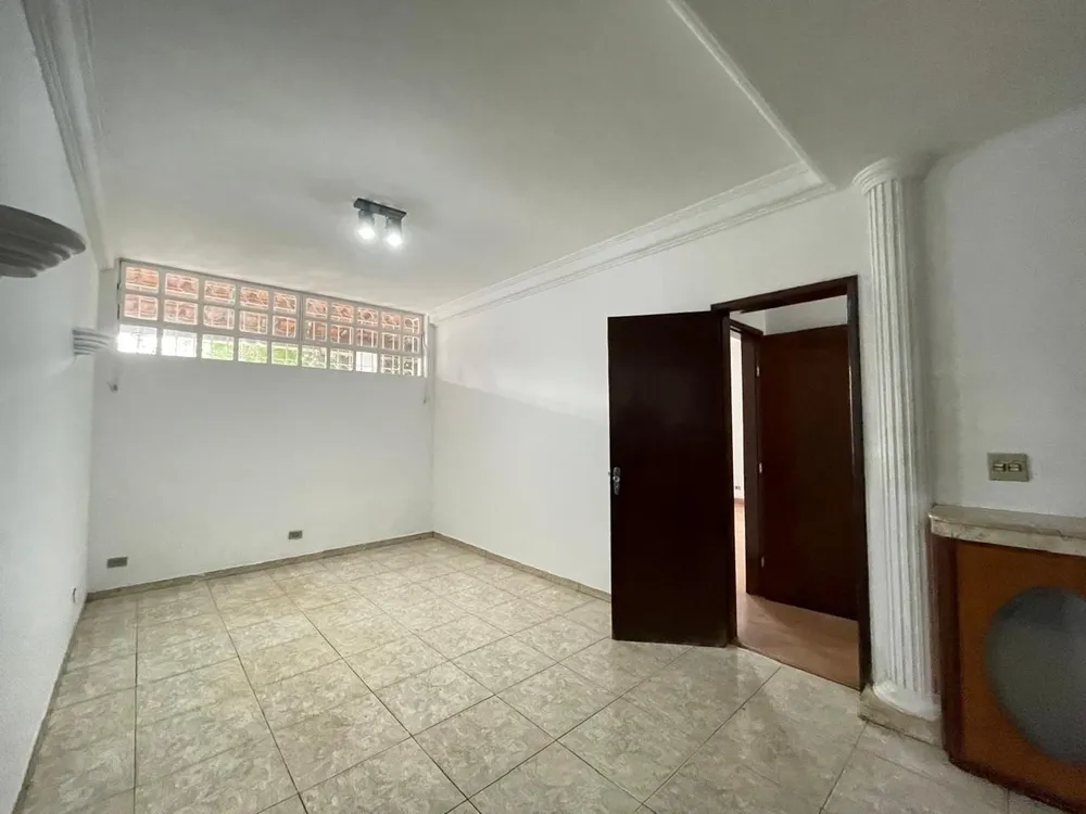 Casa, 3 quartos, 200 m² - Foto 2