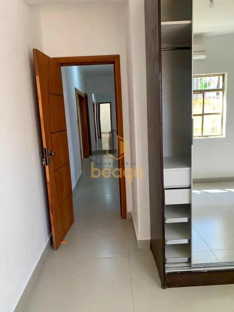 Casa, 4 quartos, 231 m² - Foto 2