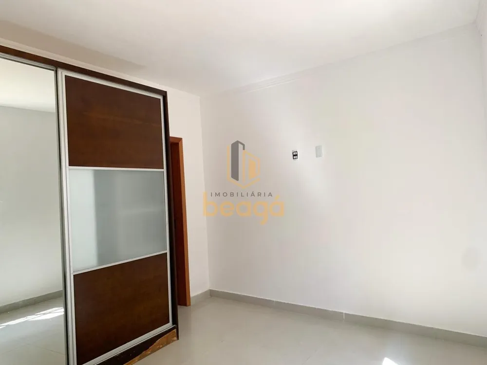 Casa, 4 quartos, 231 m² - Foto 3