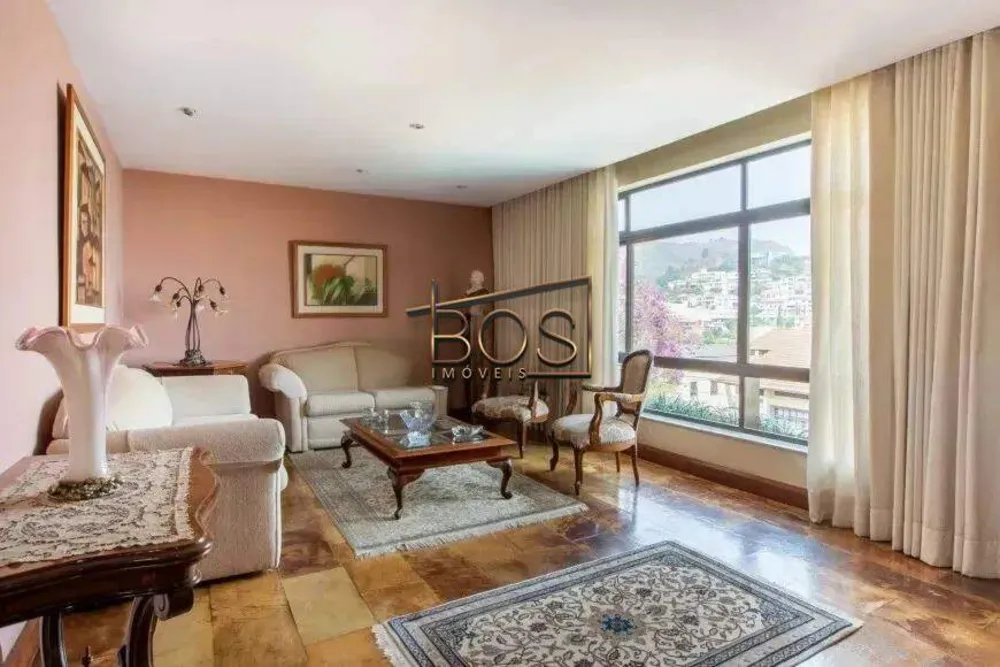 Casa, 4 quartos, 683 m² - Foto 1