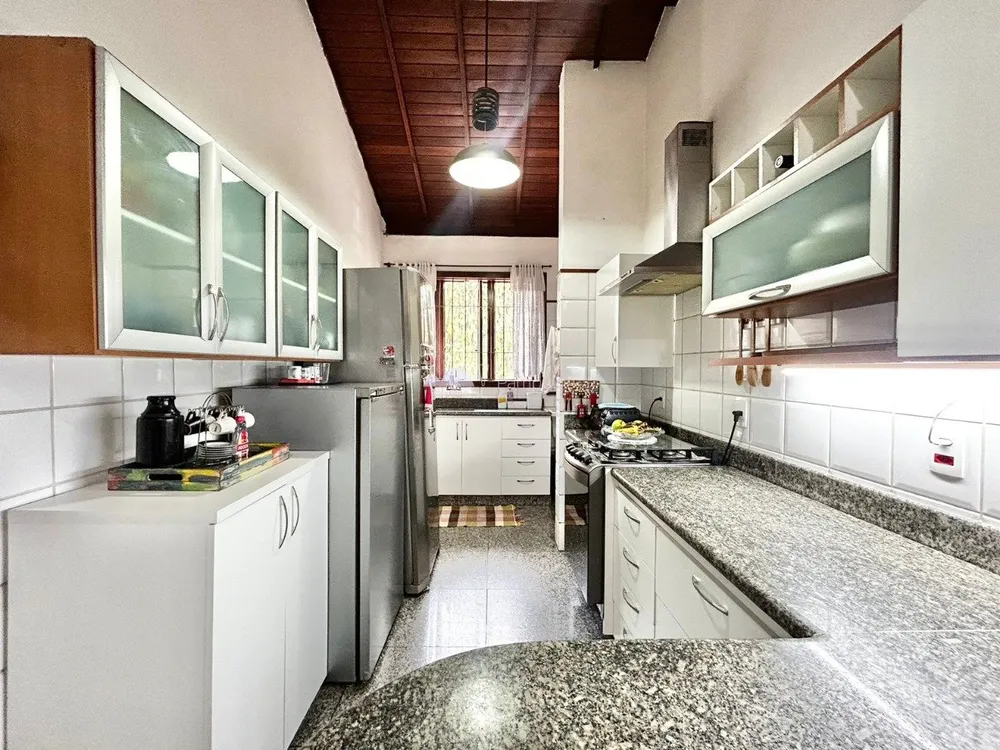 Casa, 4 quartos, 250 m² - Foto 10