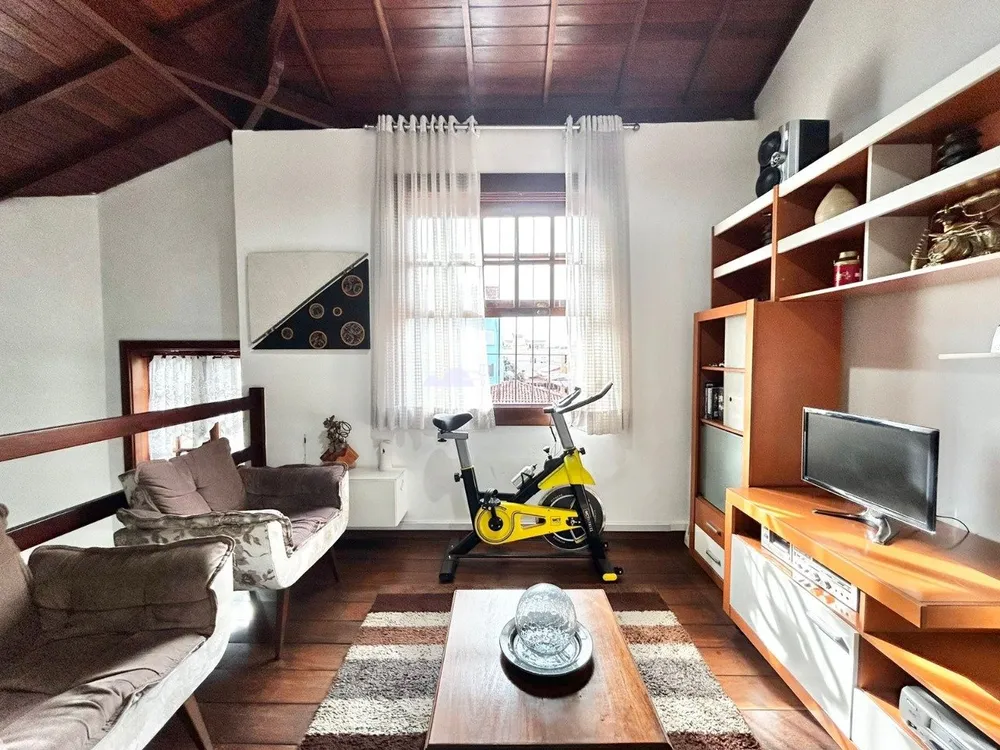 Casa, 4 quartos, 250 m² - Foto 11