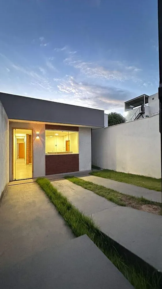 Casa, 3 quartos, 69 m² - Foto 1