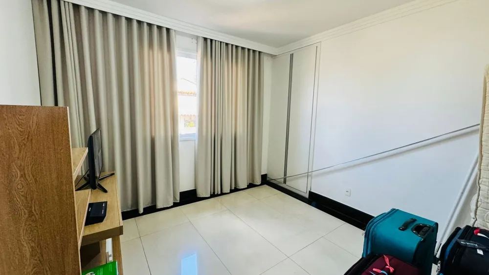 Casa, 4 quartos, 360 m² - Foto 4