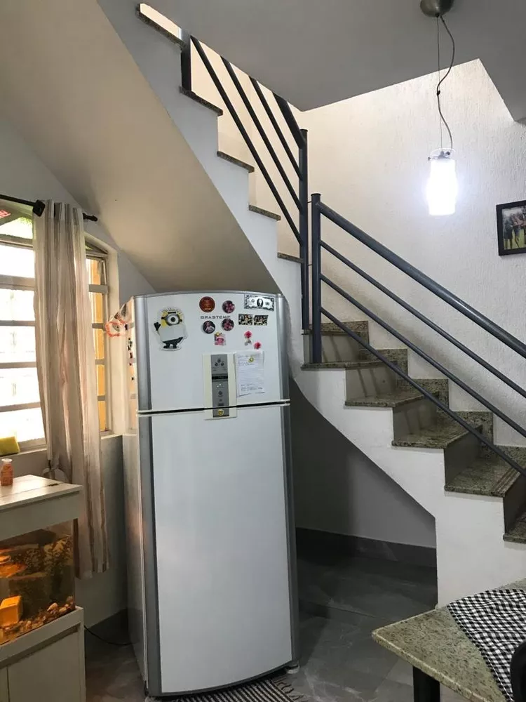 Casa à venda com 4 quartos, 252m² - Foto 16