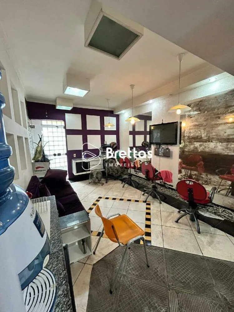 Casa, 5 quartos, 250 m² - Foto 3