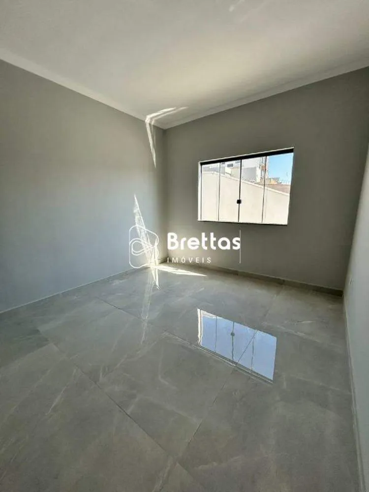 Casa, 3 quartos, 180 m² - Foto 2